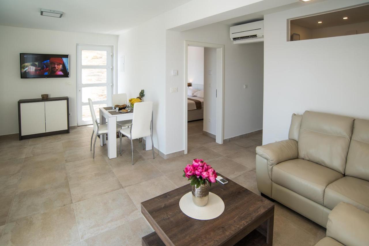 Elsa Apartments 셀리나 외부 사진